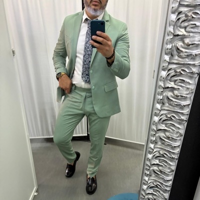 https://www.galerias-martins.pt/product/fato-slim-cor-verde-seco-rf-42
