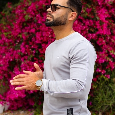 https://www.galerias-martins.pt/product/conjunto-calca-e-camisola-cinza