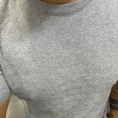 https://www.galerias-martins.pt/product/t-shirt-trico-cinza