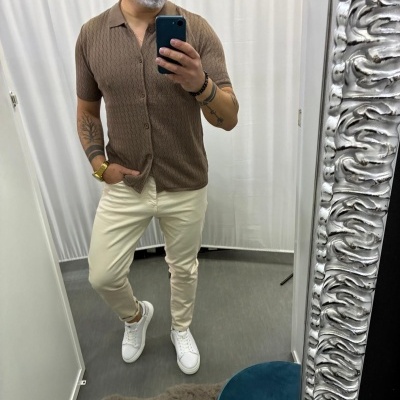 https://www.galerias-martins.pt/product/camisa-trico-castanho