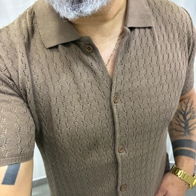 https://www.galerias-martins.pt/product/camisa-trico-castanho