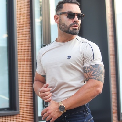 https://www.galerias-martins.pt/product/t-shirt-bege-4