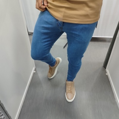 https://www.galerias-martins.pt/product/calcas-slim-fit-12