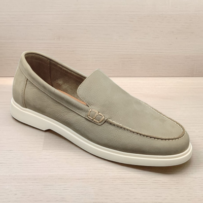 https://www.galerias-martins.pt/product/loafer-nobuck-verde-claro