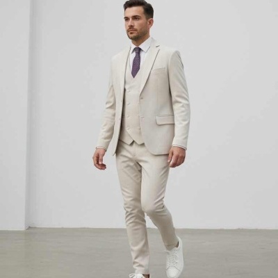 https://www.galerias-martins.pt/product/fato-slim-cor-bege-rf-40
