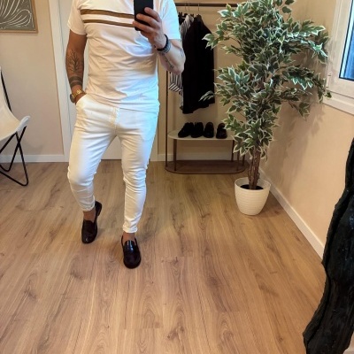 https://www.galerias-martins.pt/product/t-shirt-branco-6