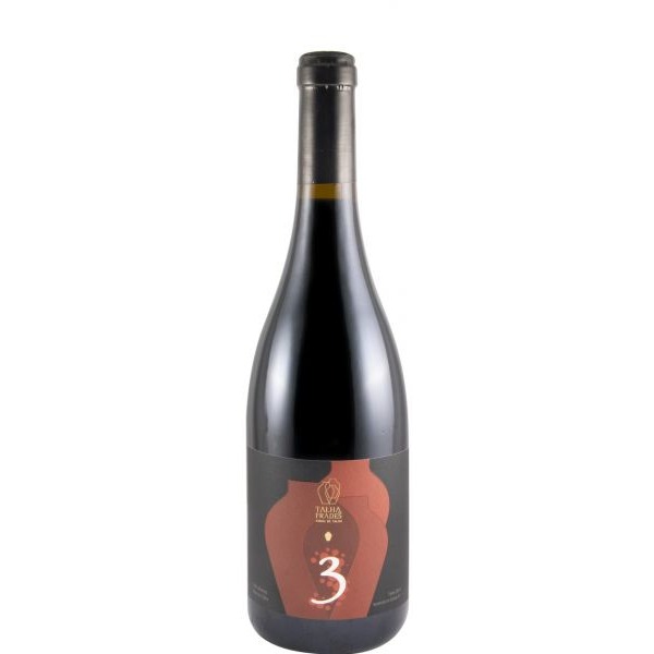 Talha de Frades 3 tinto 2017 Garrafa de vinho com rótulo preto e castanho com número 3