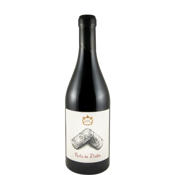 Herdade Papa Leite Pacto do Diabo tinto 2023 Garrafa de vinho tinto com rótulo branco e rolhas cruzadas desenhadas