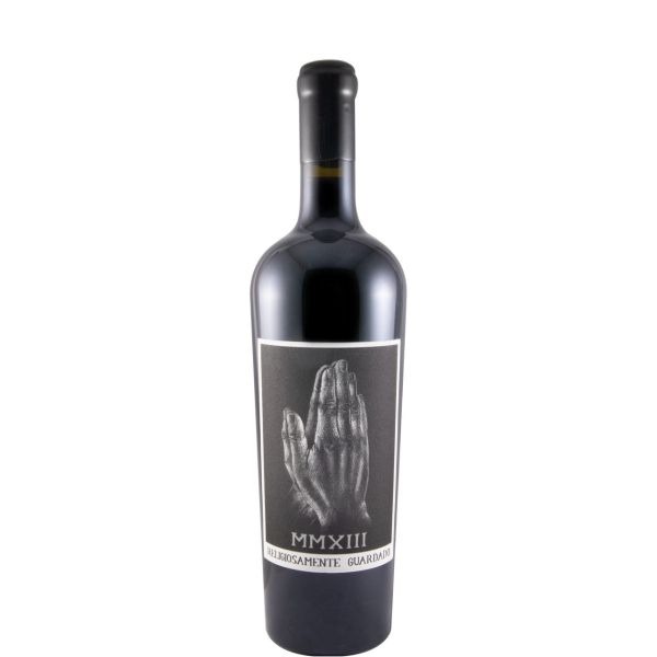 Herdade Papa Leite Religiosamente Guardado tinto 2013 Garrafa de vinho com rótulo de mãos em oração e texto MMXIII RELIGIOSAMENTE GUARDADO