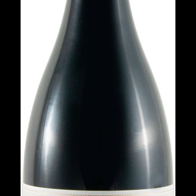 Garrafa de vinho tinto Herdade do Sobroso Reserva 2023 com rótulo branco e pato desenhado