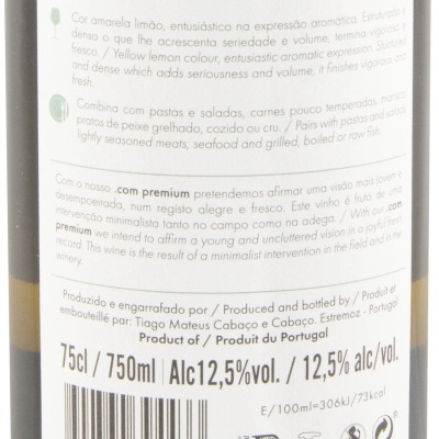 Etiqueta de vinho branco com texto e informações de produção e composição
