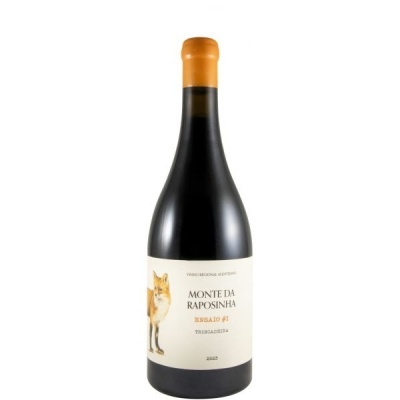 Garrafa de vinho tinto Monte da Raposinha com rótulo branco e tampa laranja