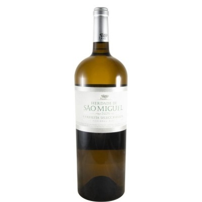Garrafa de vinho branco Herdade de São Miguel 2015 com rótulo branco
