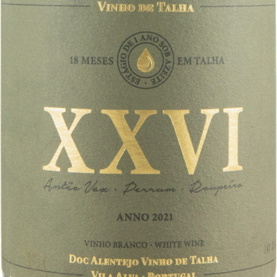 Rótulo de vinho branco verde-oliva com texto dourado e preto, XXVI ANNO 2021, DOC ALENTEJO