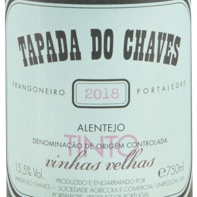 Etiqueta de vinho tinto Tapada do Chaves 2018 Alentejo Portalegre