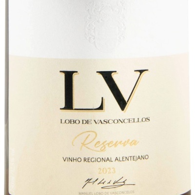 Rótulo de vinho LV Lobo de Vasconcellos Reserva 2023 em branco e bege