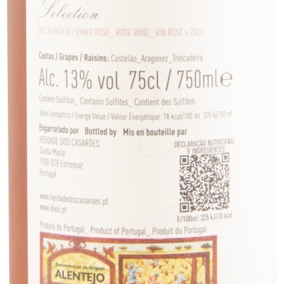 Rótulo de vinho rosé DIVAI Selection com informações sobre castas, volume, álcool, origem Alentejo e código QR.