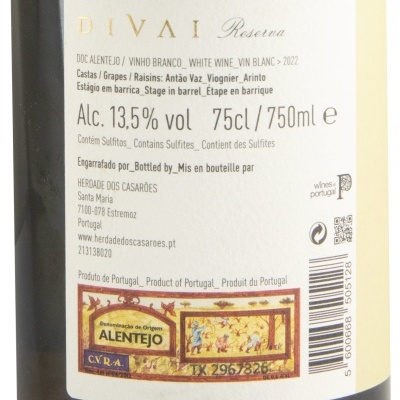 Etiqueta de vinho branco DIVAI Reserva com informações de castas, volume alcoólico e origem.