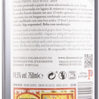 Rótulo de vinho tinto Dona Maria Touriga Nacional Reserva com texto informativo em português e inglês.