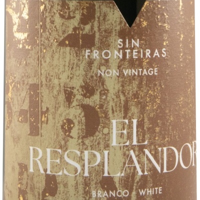 Rótulo de vinho branco EL RESPLANDOR com texto em castanho e dourado