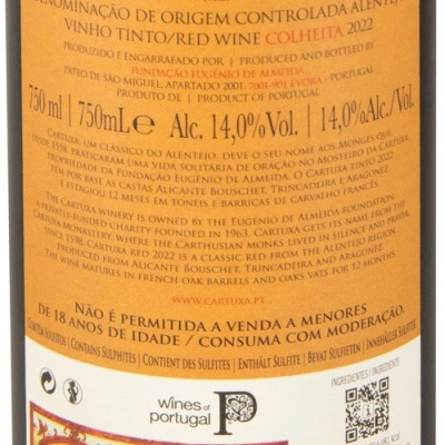Etiqueta traseira de vinho Cartuxa Colheita 2022 com texto em português e inglês e código de barras