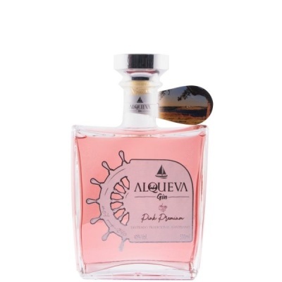 Garrafa de gin Alqueva Pink Premium cor de rosa com tampa prateada e rótulo com leme