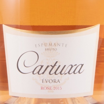 Garrafa de espumante rosé Cartuxa Évora 2015