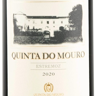 Rótulo vinho Quinta do Mouro 2020 Estremoz com imagem de quinta e símbolos dourados