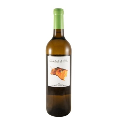 Garrafa de vinho branco com rótulo mostrando uma cabeça de touro e texto Herdade do Peso