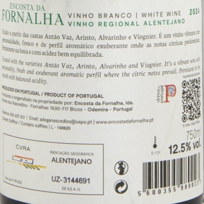 Rótulo de vinho branco Encosta da Fornalha, vinho regional Alentejano, com texto, código de barras e QR code.