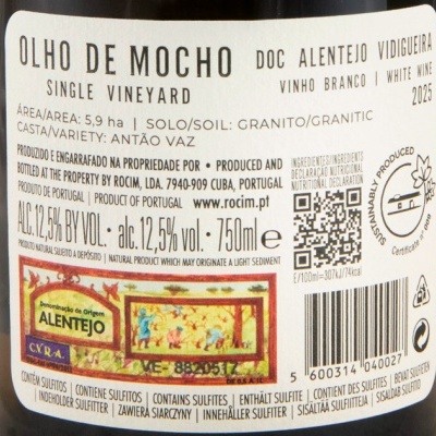 Etiqueta de vinho branco Olho de Mocho DOC Alentejo Vidigueira com detalhes de produção e certificações.