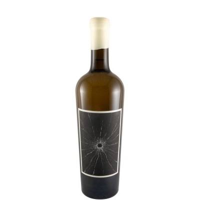 Garrafa de vinho com rótulo que imita vidro partido