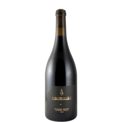 Garrafa de vinho tinto Obsessão com rótulo preto e texto dourado