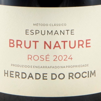 Etiqueta de espumante Brut Nature Rosé 2024 da Herdade do Rocim