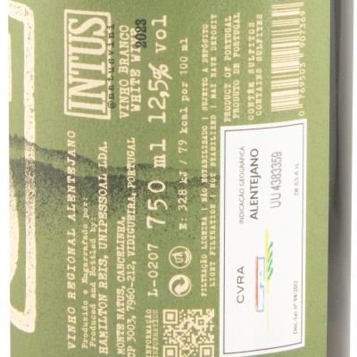 Rótulo verde de vinho branco Monte Natatus Alentejano de Portugal