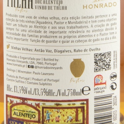 Etiqueta de vinho Talha 2022 DOC Alentejo Vinho de Talha Honrado com texto informativo em português e selo Denominação de Origem Alentejo