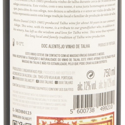Etiqueta de vinho branco Mestre Daniel Anno 2023 com informações e códigos.