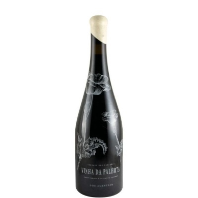 Garrafa preta de vinho com ilustração floral e texto branco
