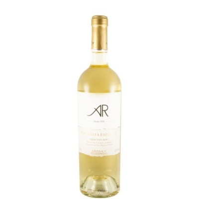 Garrafa de vinho branco com rótulo branco e texto AR Desde 1956 e Alentejo DOC
