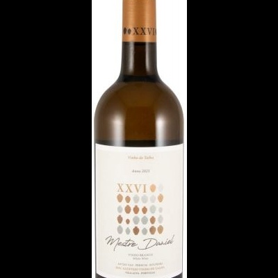 Garrafa de vinho branco com rótulo branco e cápsula cobre