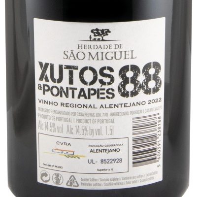 Rótulo de vinho tinto com informações de origem e álcool