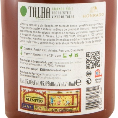 Rótulo de vinho Talha Branco 20/23 DOC Alentejo com detalhes de produção e castas