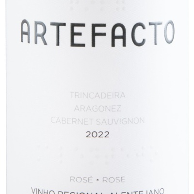 Rótulo de garrafa de vinho rosé com texto ARTEFACTO e informações de castas e origem