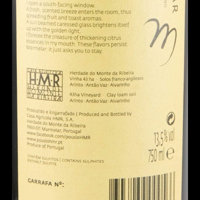 Etiqueta traseira de garrafa de vinho branco Marmelar com informações de origem, álcool, volume e composição.