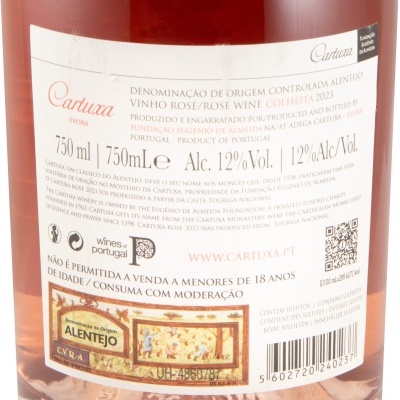 Garrafa de vinho rosé Cartuxa Évora com rótulo branco e texto informativo