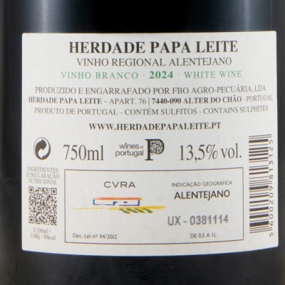 Rótulo de vinho branco Herdade Papa Leite 2024 com informações de produção e volume.