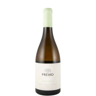 Garrafa de vinho branco FREIXO Sauvignon Blanc 2020 com rótulo branco e tampa verde clara