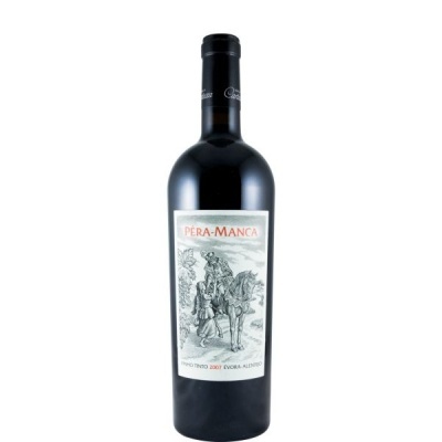 Garrafa de vinho tinto Pêra-Manca 2007 com rótulo ilustrado