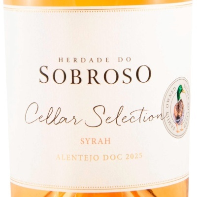 Rótulo de vinho Herdade do Sobroso Cellar Selection Syrah Alentejo DOC 2025 com selo redondo