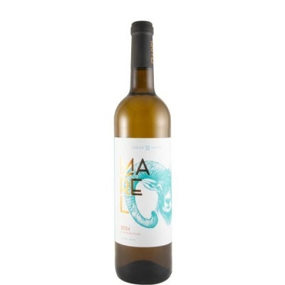 Garrafa de vinho branco com rótulo branco e desenho de carneiro azul